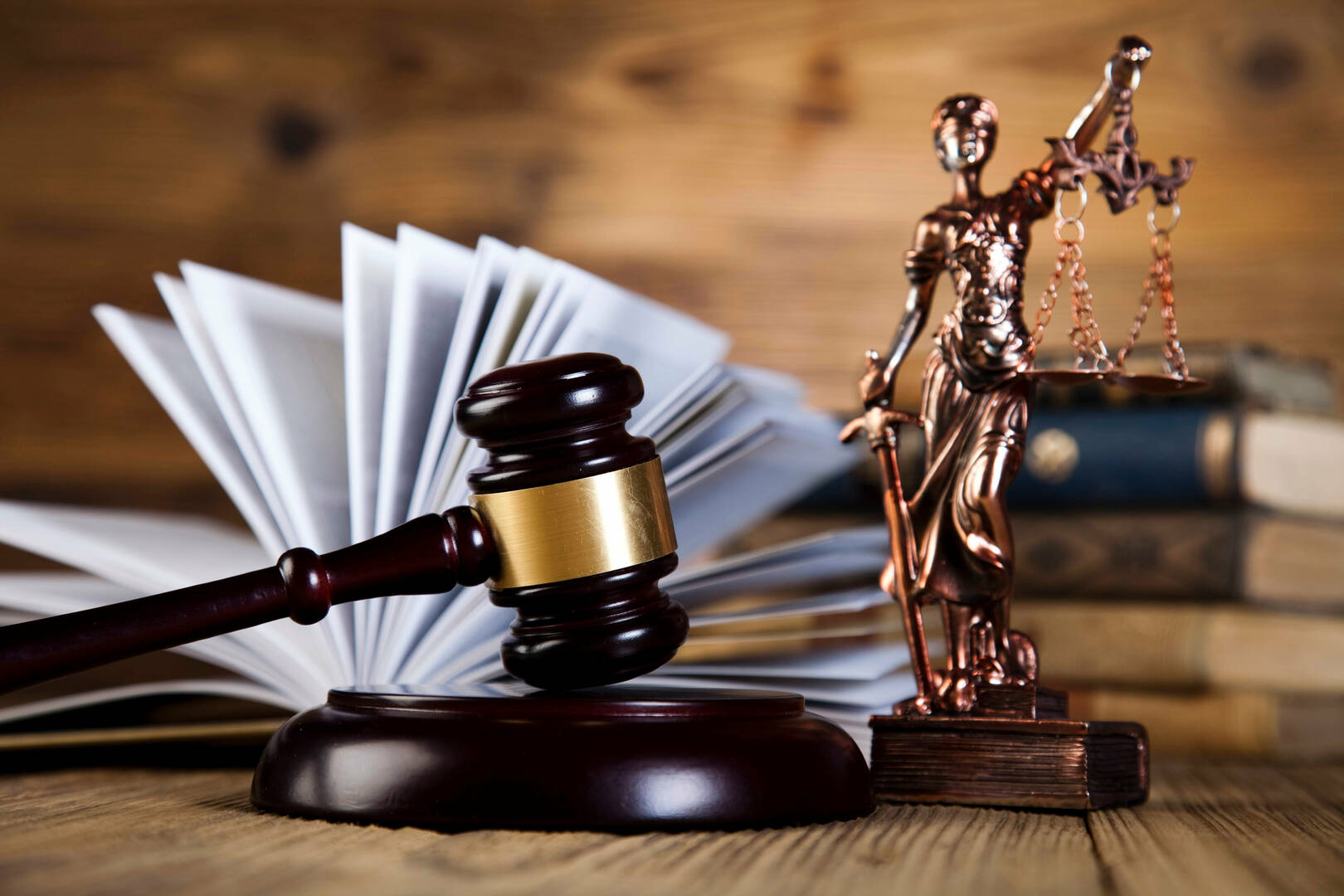 Calinger Law logo